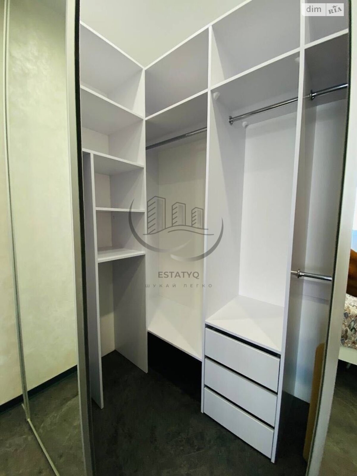 1-Room Apartment in Shevchenkovsky District, Pavlovo Pole