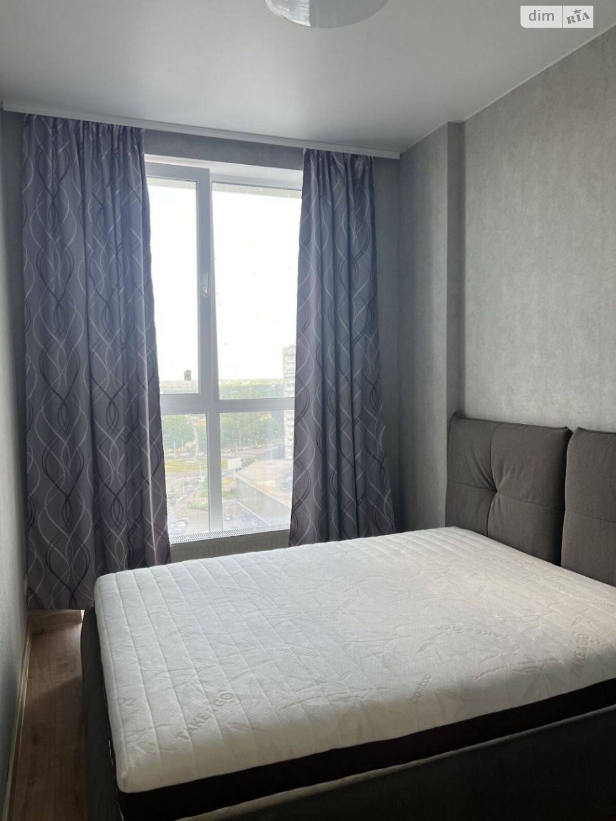2-Room Apartment in Zvezdn Bulvar Complex, 16th Floor
