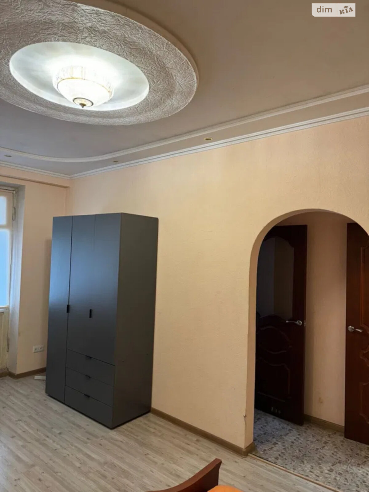 1-Room Apartment on Vadym Hetmana Street, Close to Shuljavska Metro