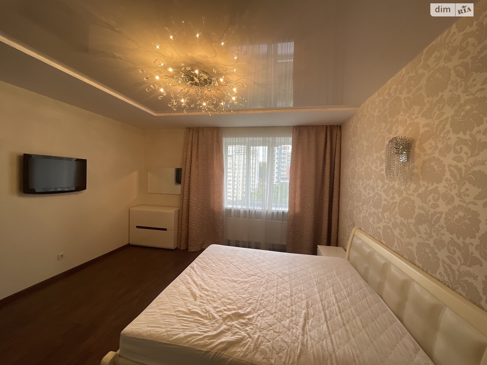 2-Room Apartment on 7th Floor with Designer Interior