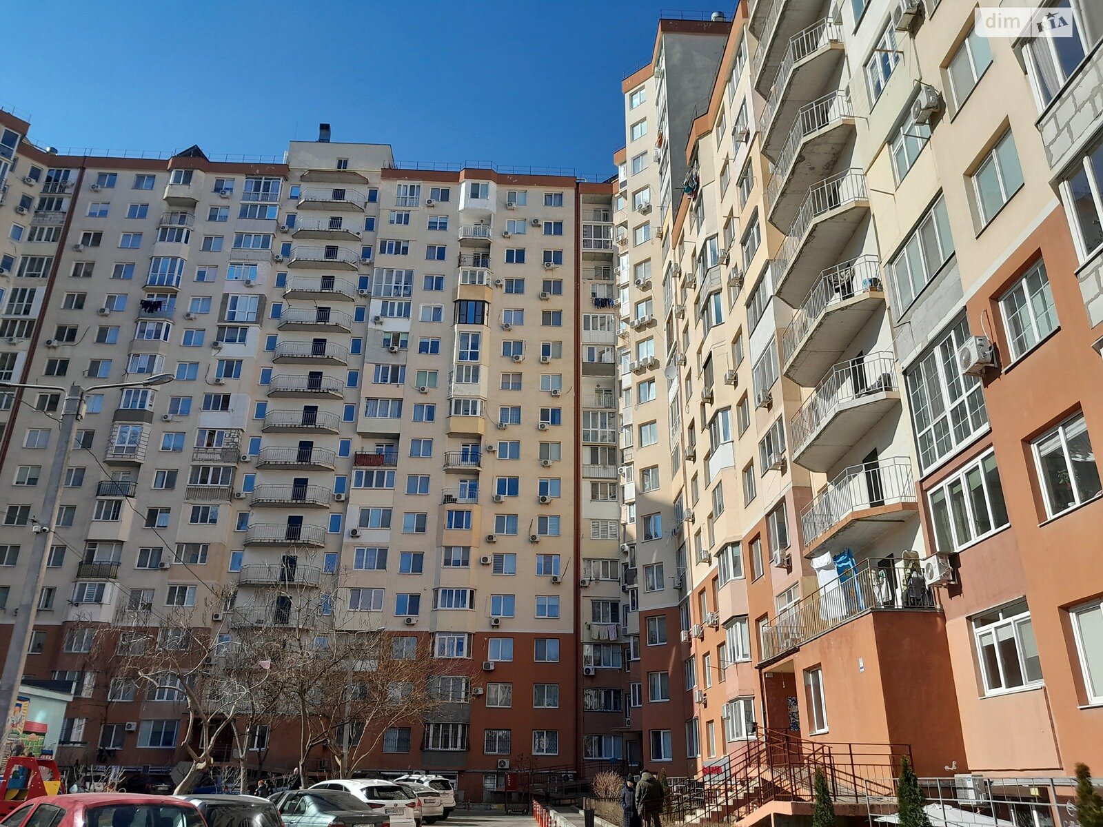 Радужный тұрғын үй кешеніндегі 1 бөлмелі пәтер
