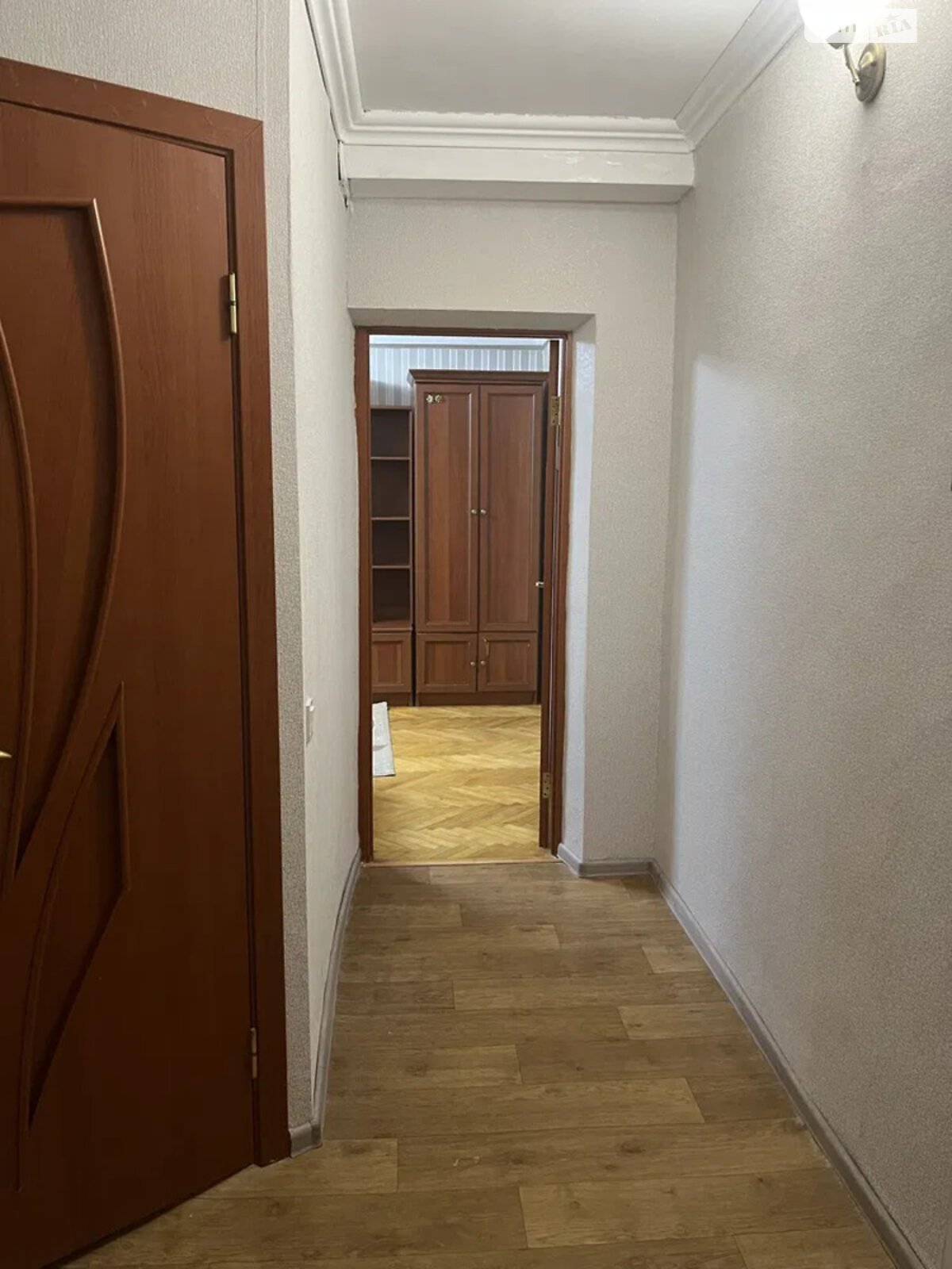 Cozy 1-Bedroom Apartment on Lesya Kurbasa Street