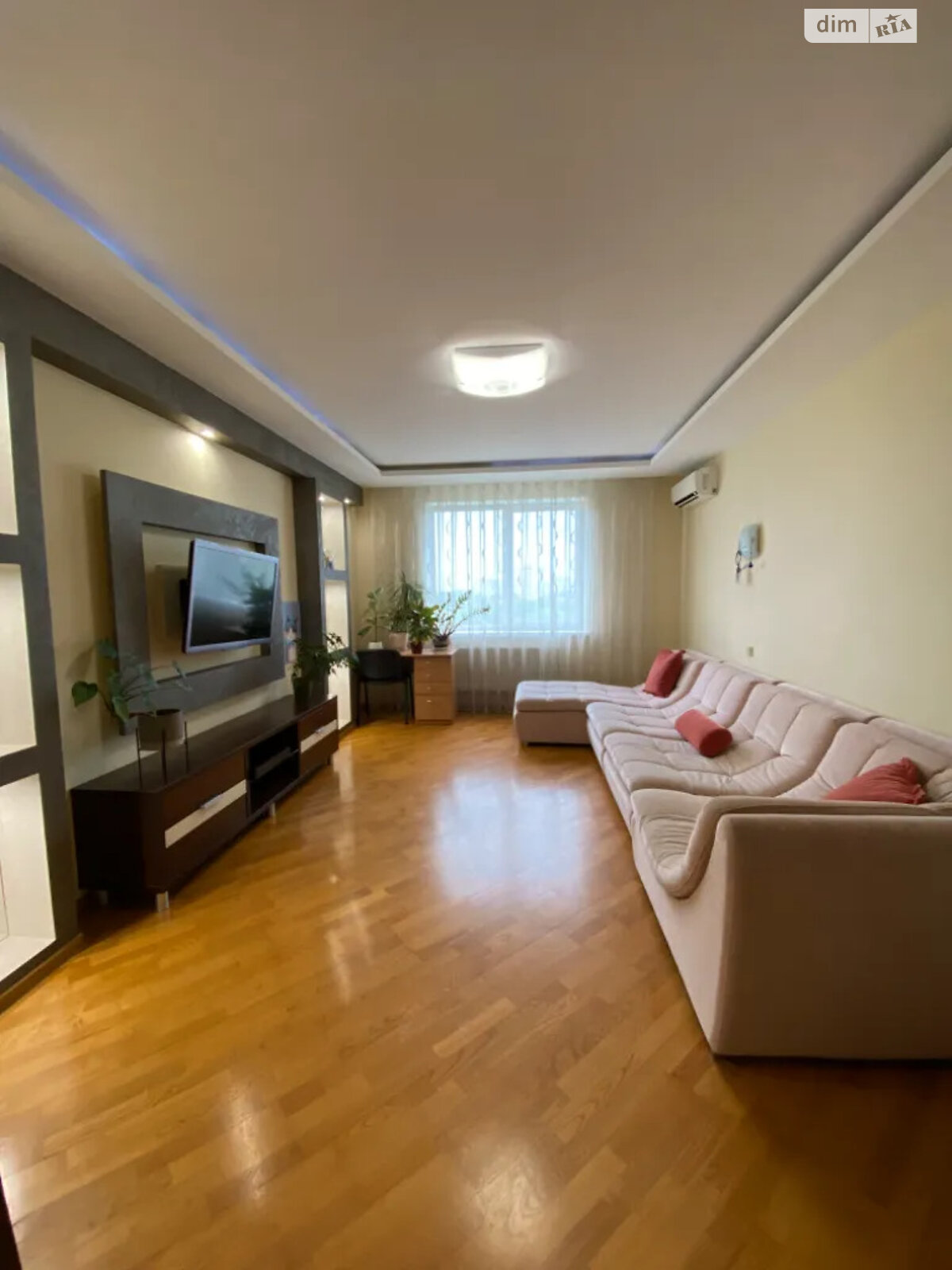 2-Room Apartment in Residential Complex 'Sozidatel'