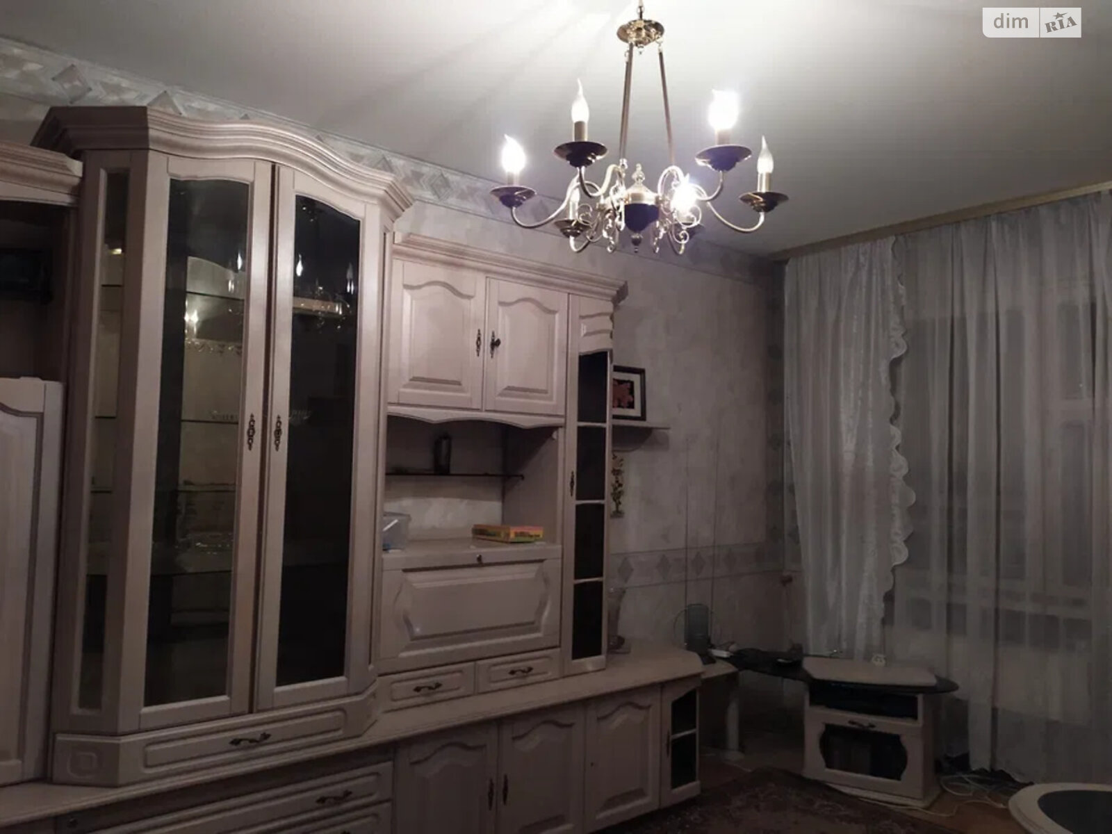 1-Bedroom Apartment on Tetiana Yablonska Street