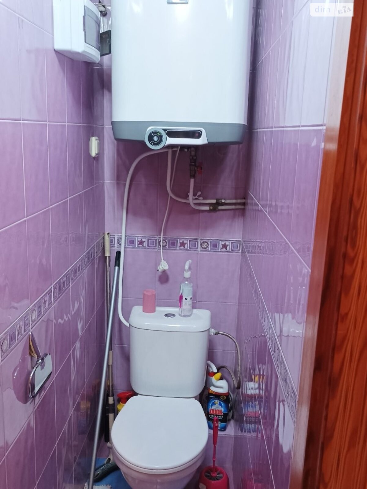 3-Room Apartment on Nezalezhnosti Street (Titova)
