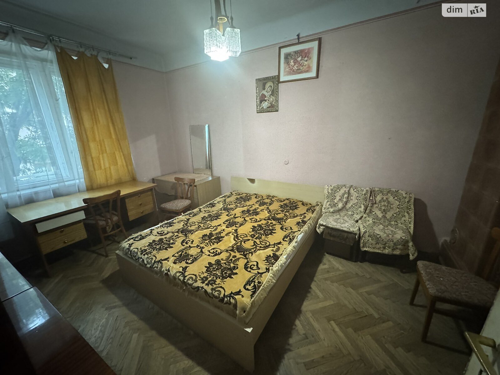 2-комнатная квартира рядом с Политехническим университетом, тихий зеленый район