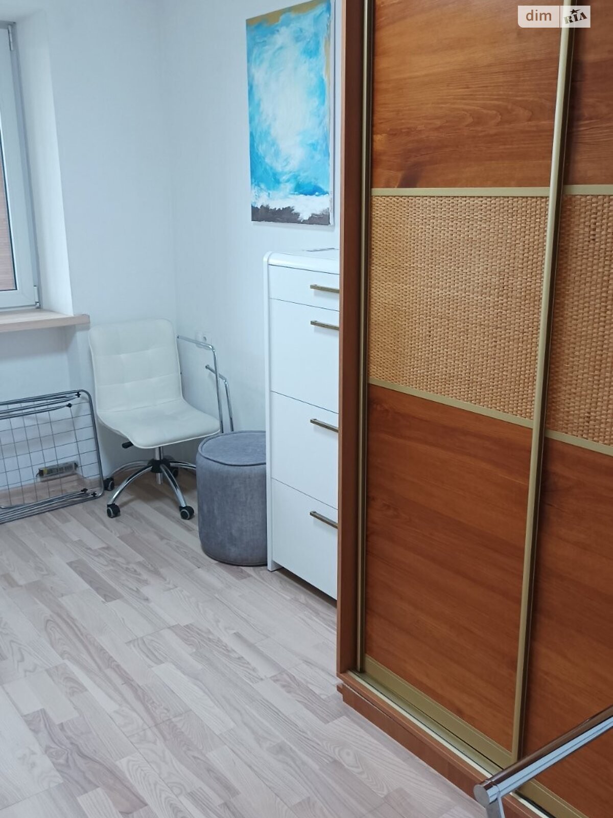 3-Room Apartment on Nezalezhnosti Street (Titova)