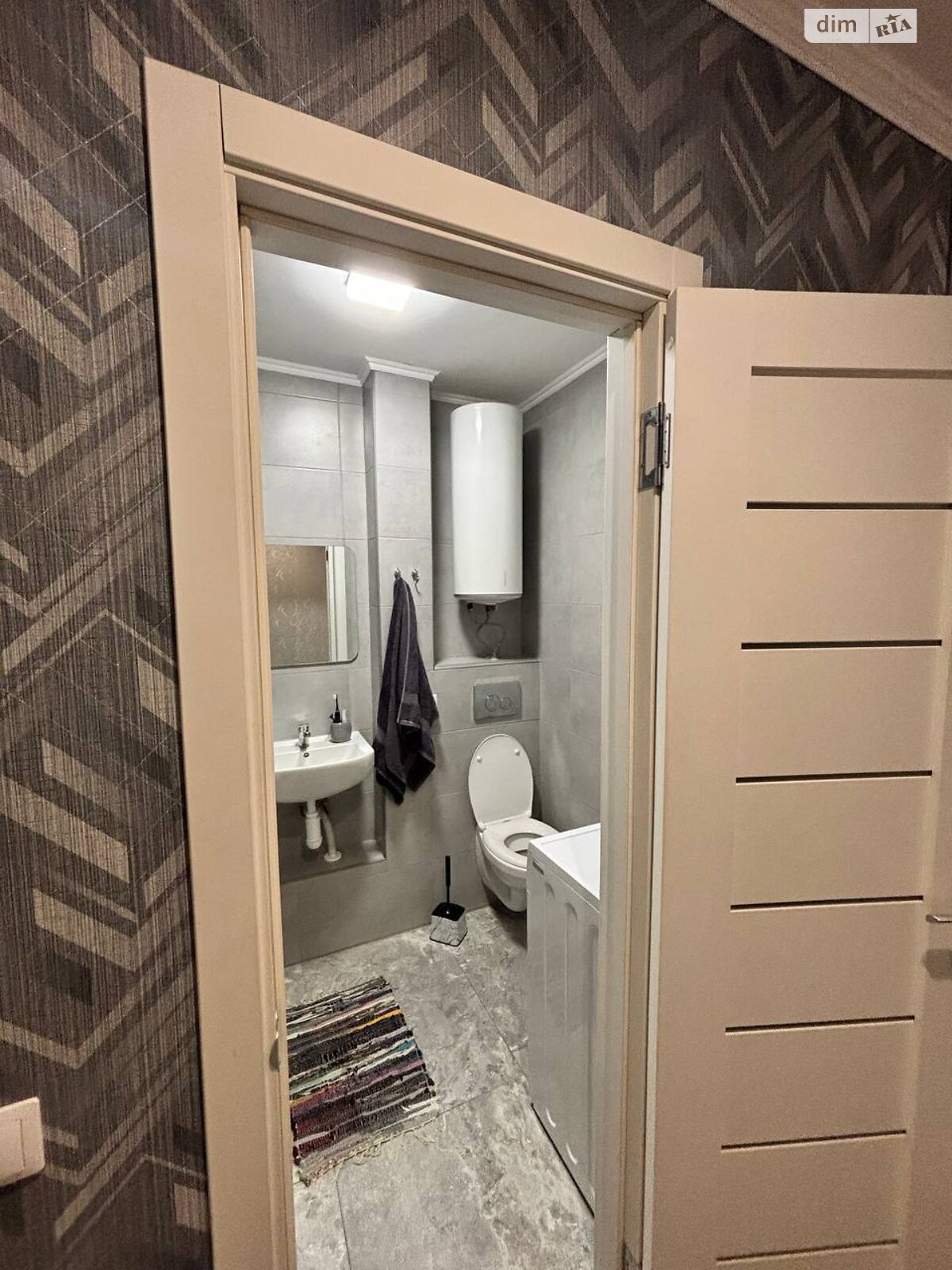 1-Bedroom Apartment in Podol, Tulchynskaya Street
