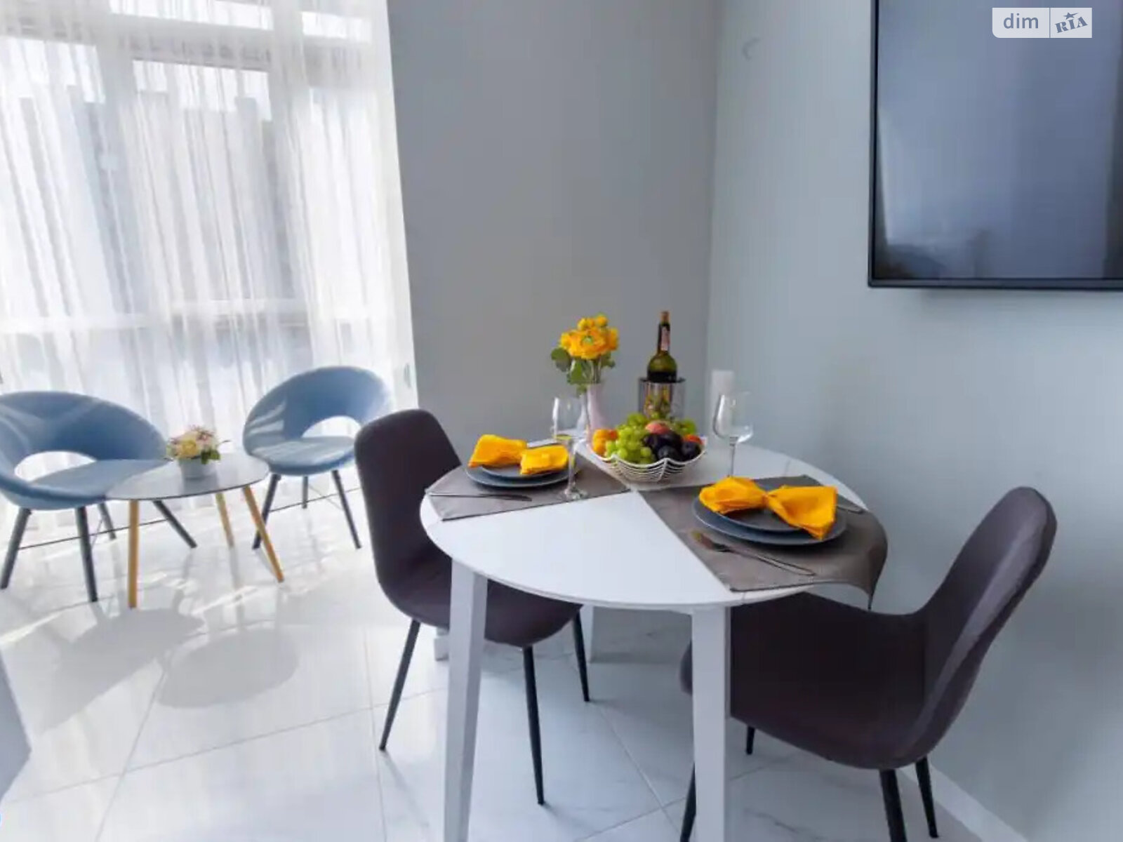 2-Room Apartment in River Park Complex with Modern Design