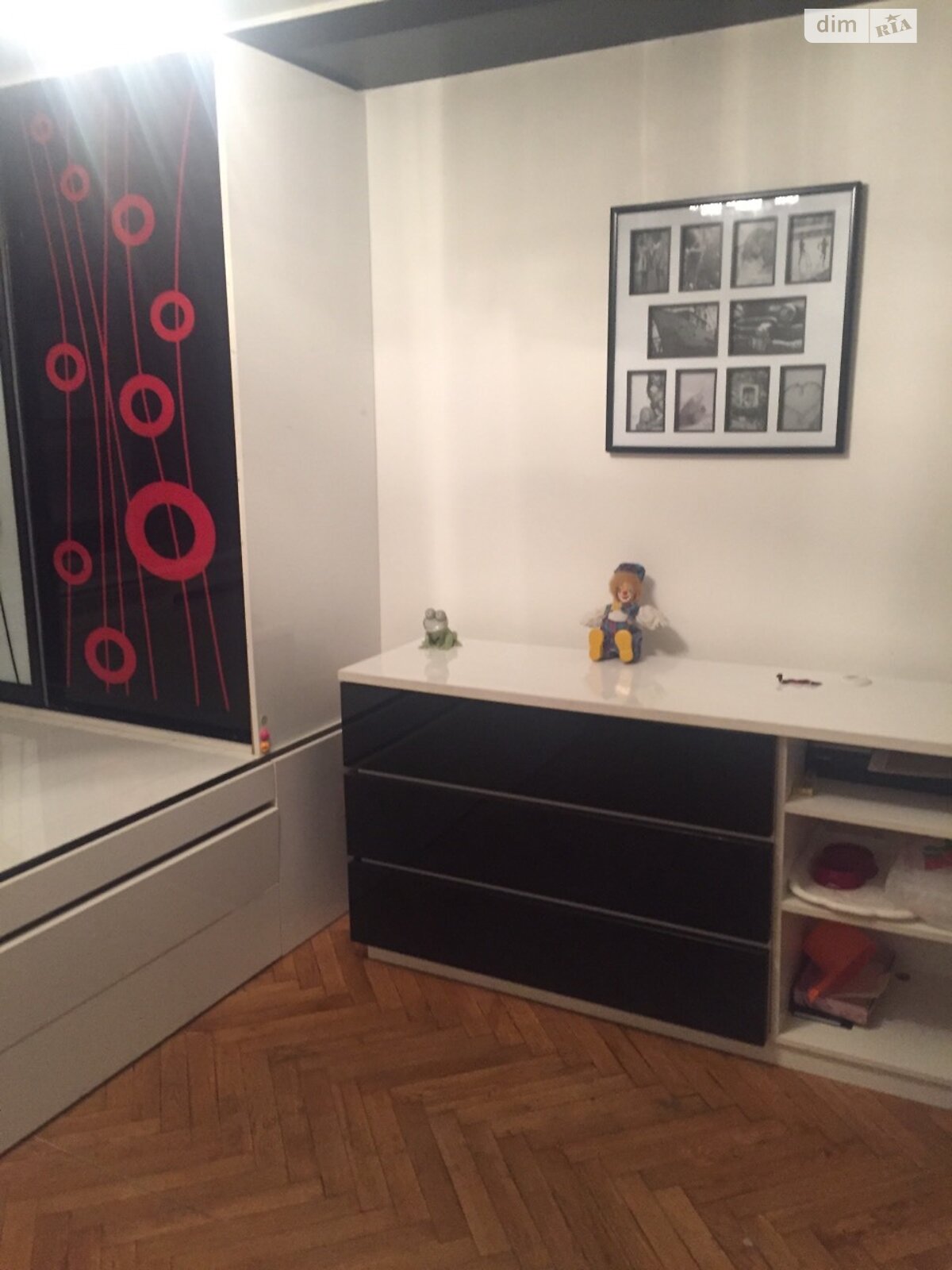 2-Room Apartment with Renovation near Darnytsia Metro