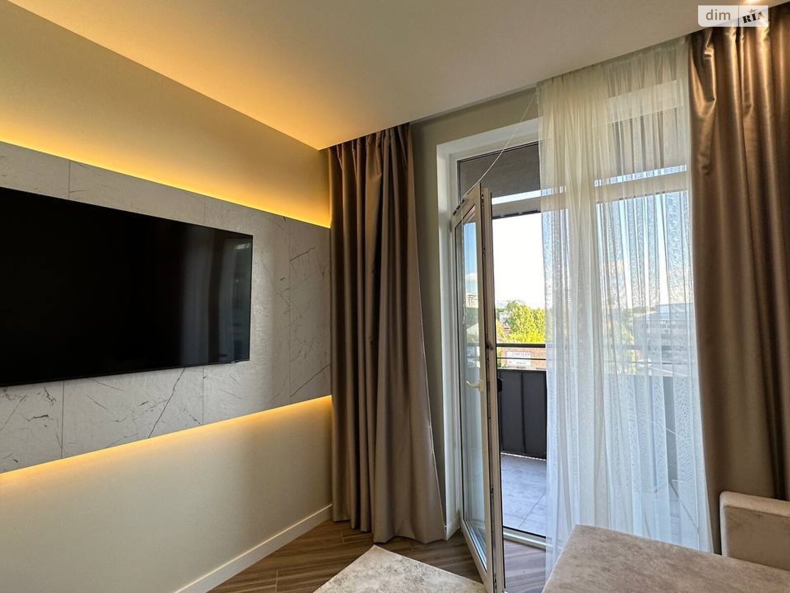 2-Bedroom Apartment in SOTA DUET Business Class Complex