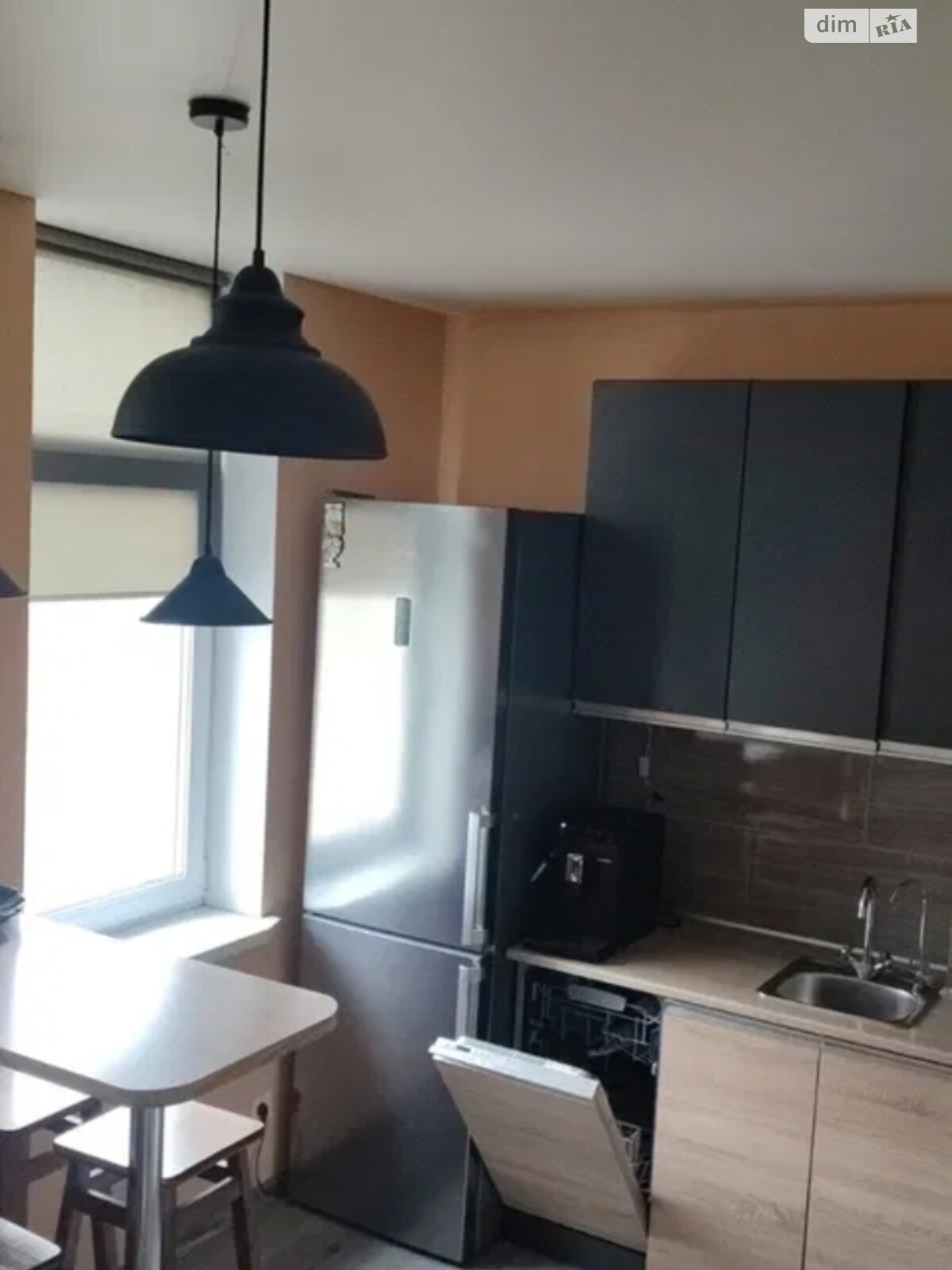 Quiet Neighborhood Apartment Near Park with Modern Amenities