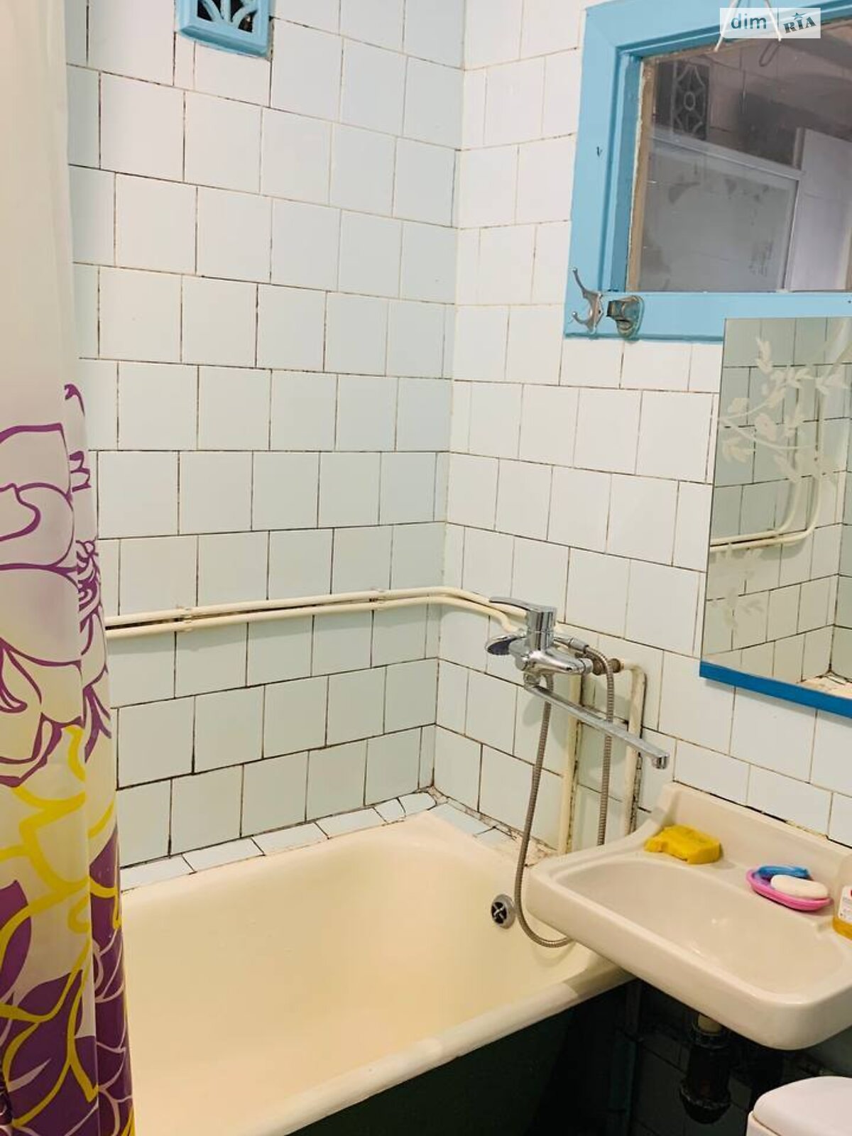 1-Room Apartment in Svyatoshinsky District, Mikrorayion Nikolskaya Borshchagovka