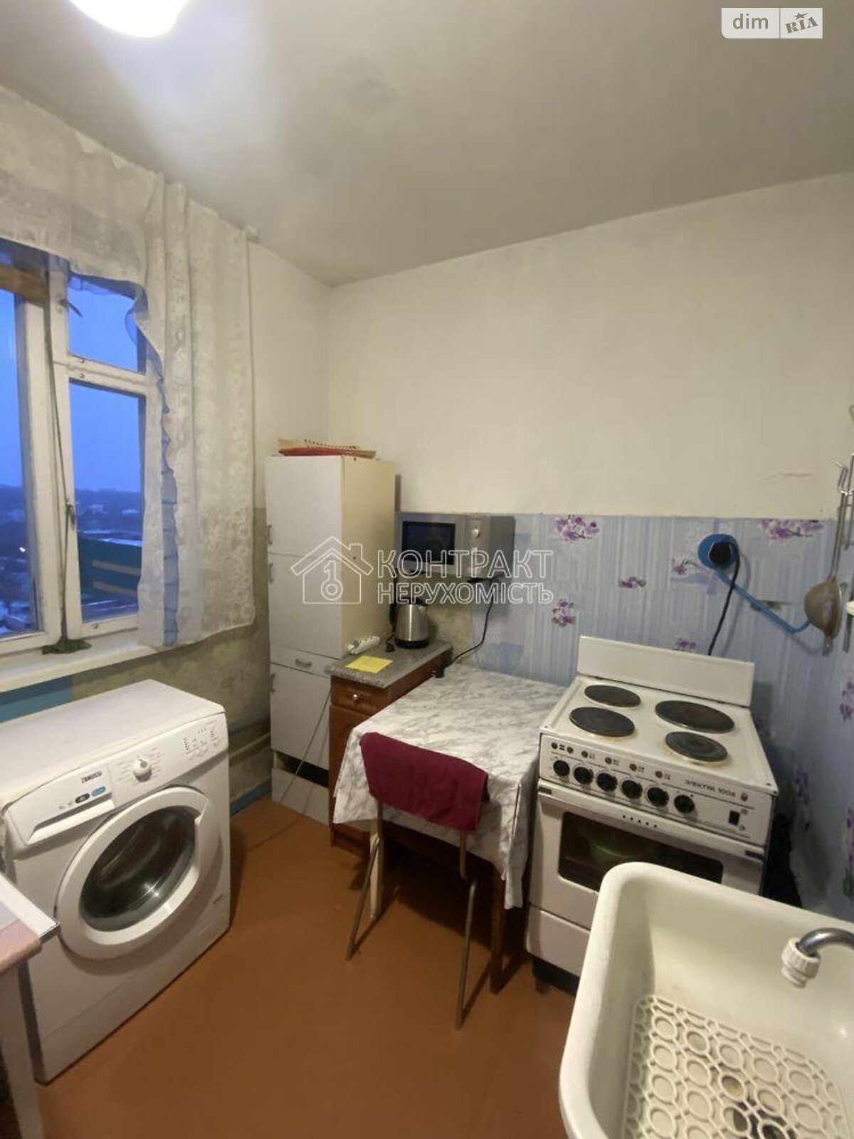 3-Room Apartment on Derevyanka Street, Utilities Included