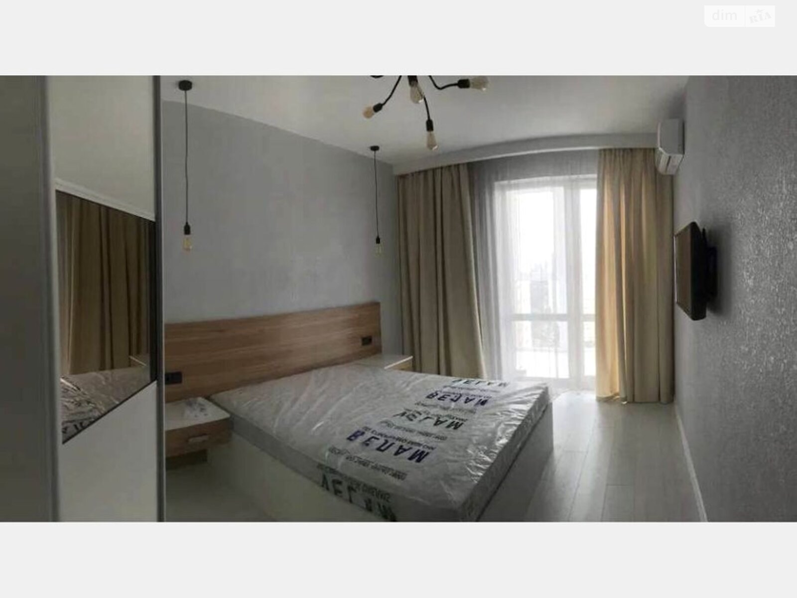 Designer Renovated Apartment with Separate Bedroom and Glass Partition