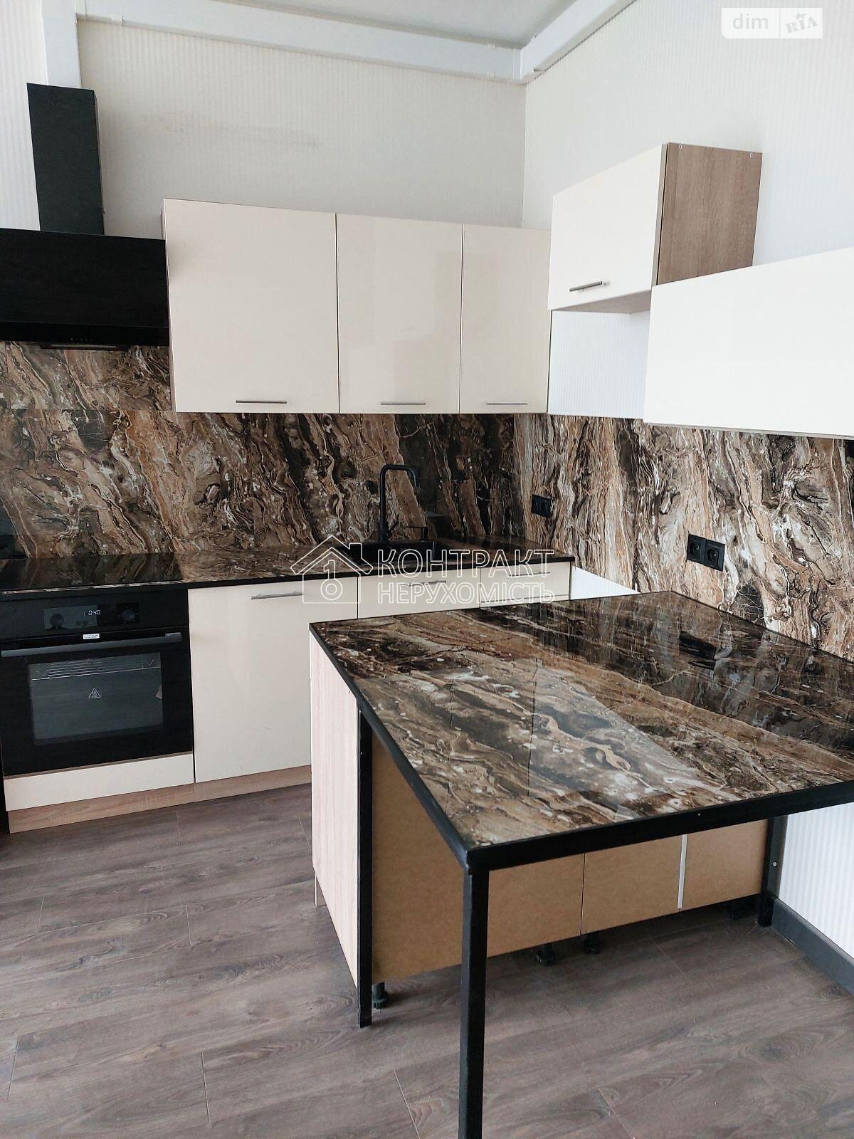 Stylish 1-bedroom apartment with panoramic windows on 12th floor