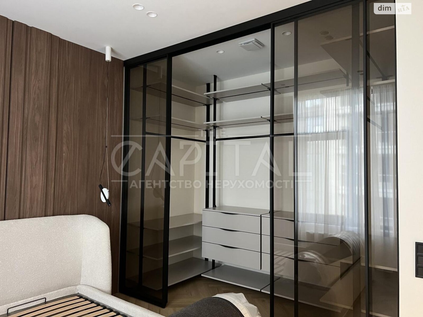 Stylish 3-Room Apartment in Elite Novopecherski Lipki Complex