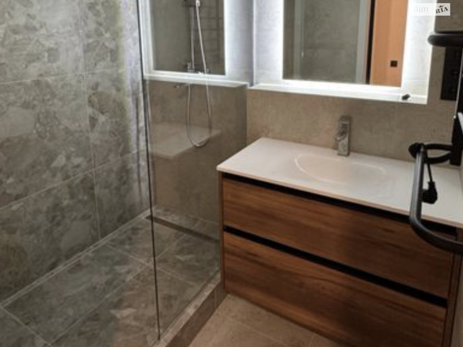 1-room apartment with euro renovation and new appliances