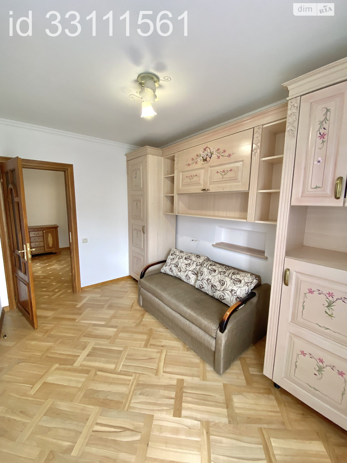 2-bedroom apartment in Zheleznodorozhny district, Bortnyanski Street