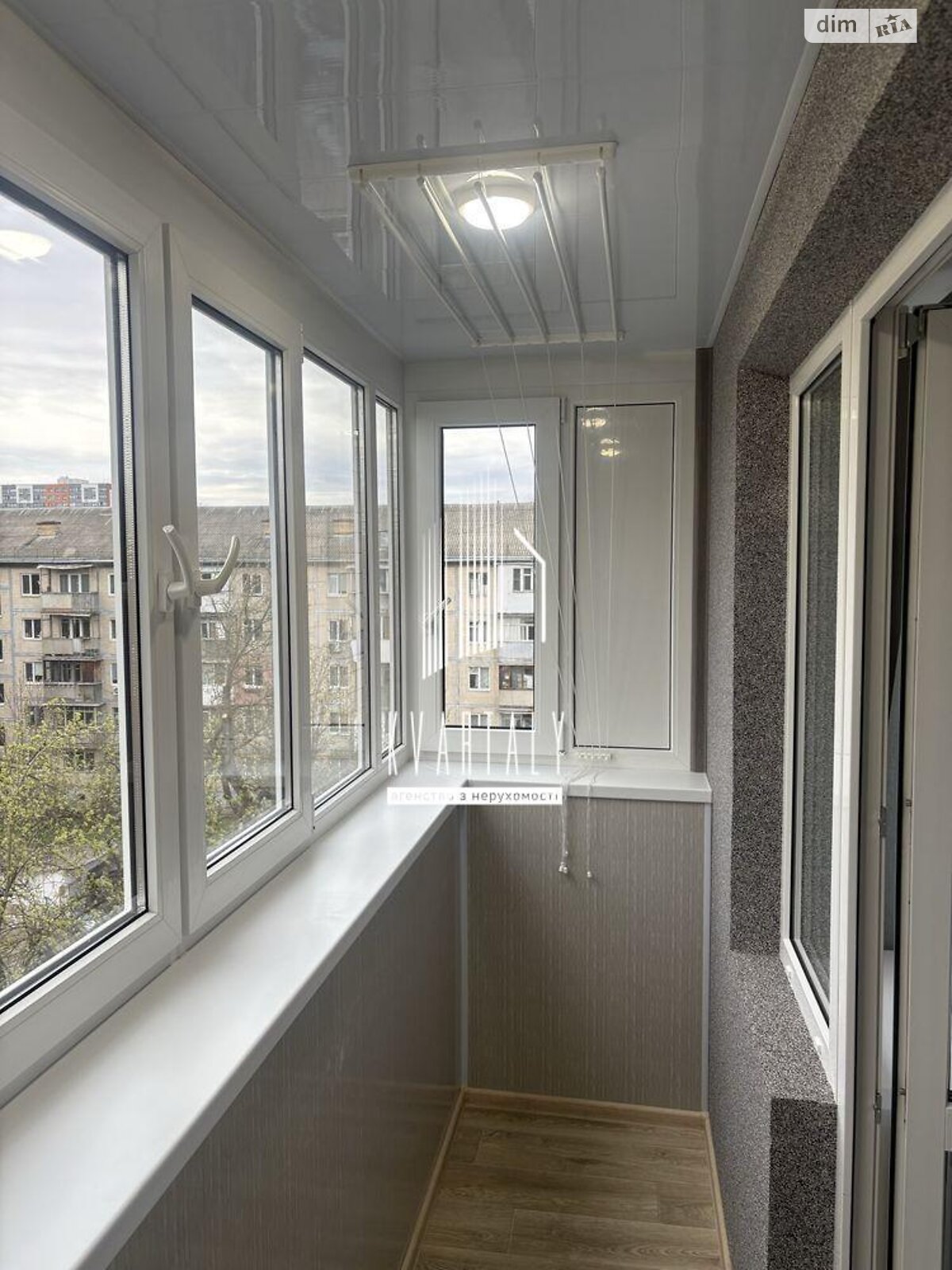 3-Room Apartment on Akademika Strzheskoho Street, Quiet and Well-Equipped