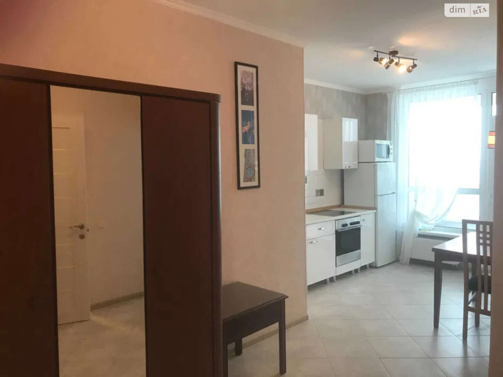 Comfortable 1-Bedroom Apartment in Varshavsky Complex