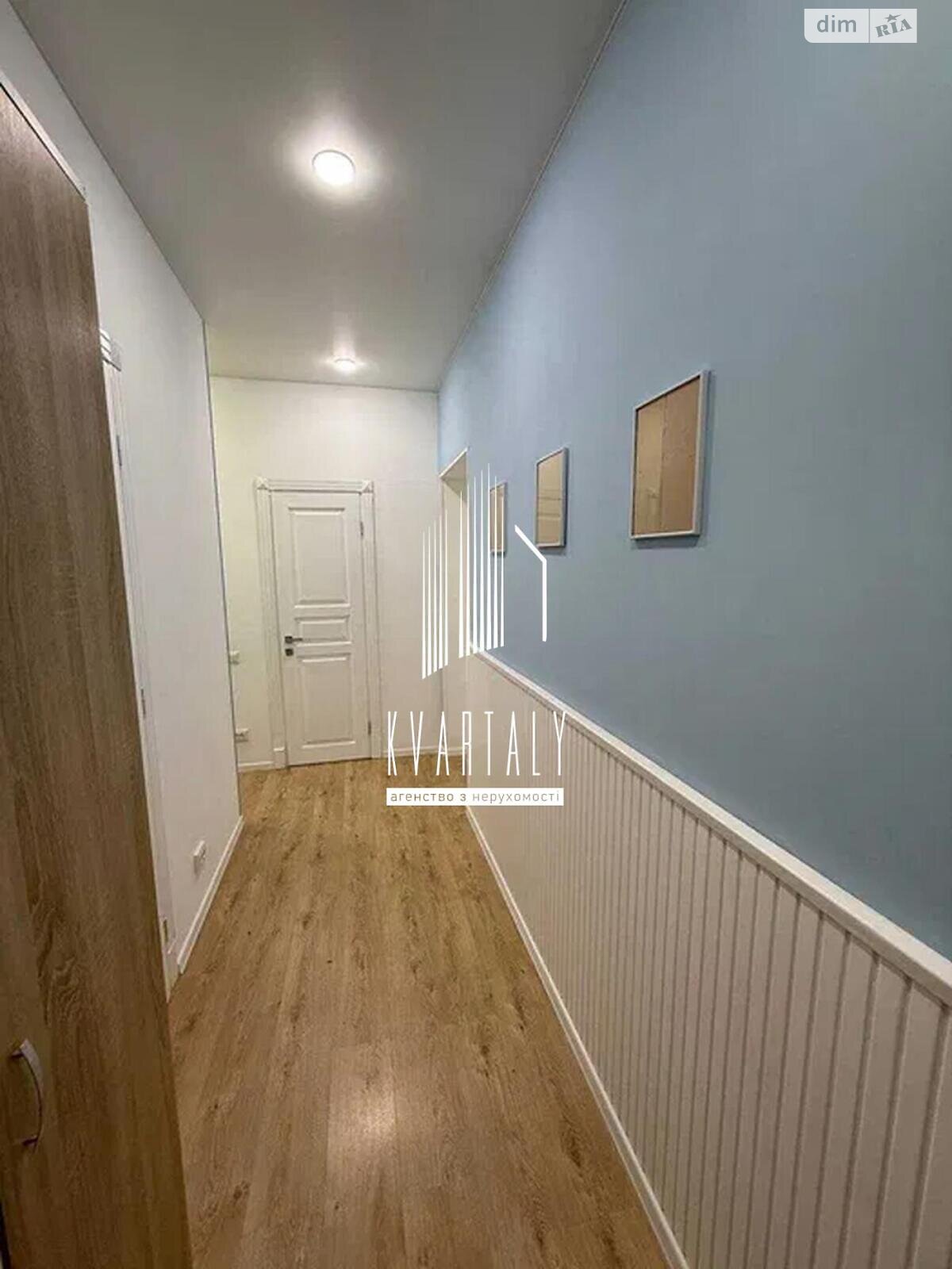 2-Room Apartment with Euro Renovation Near City Center