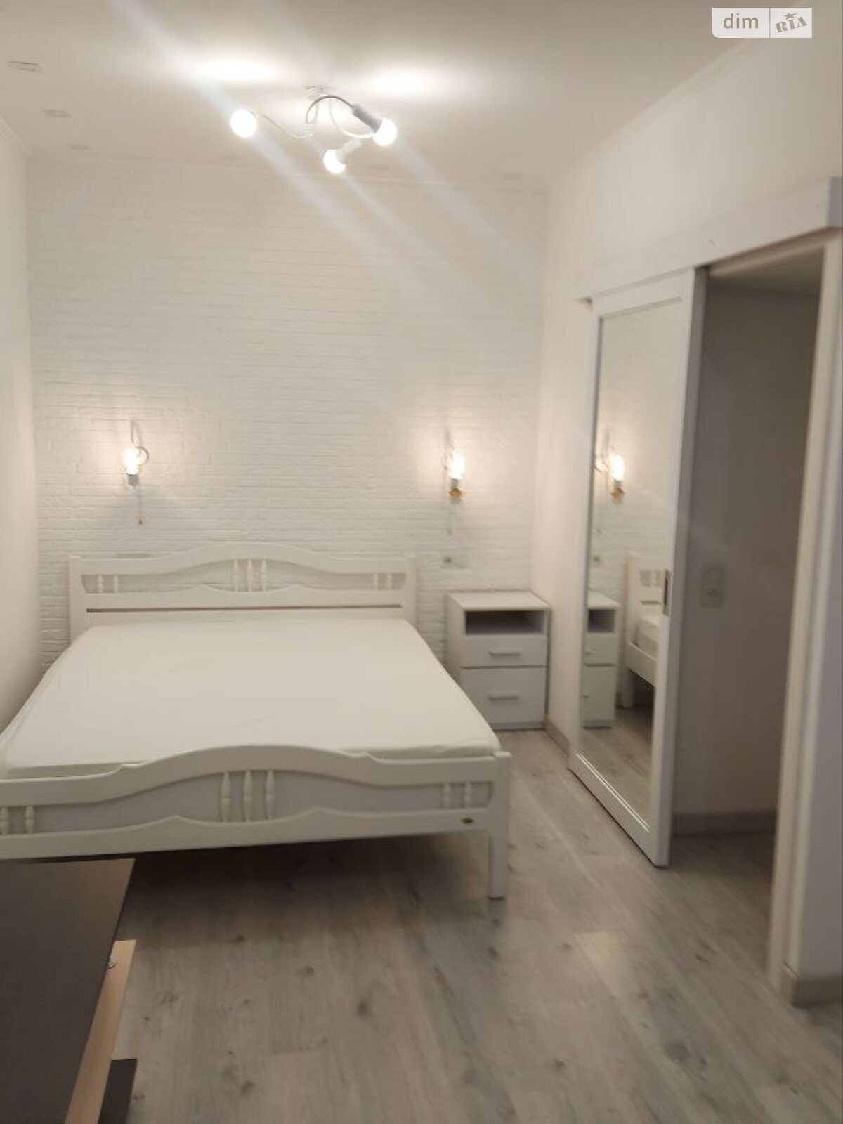 Spacious 1-bedroom apartment in Daffy district with parking