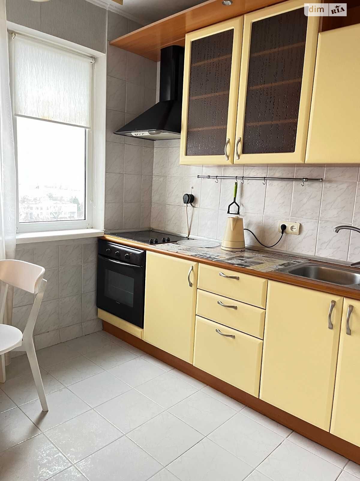 2-Room Apartment near Obolon Embankment with Full Amenities