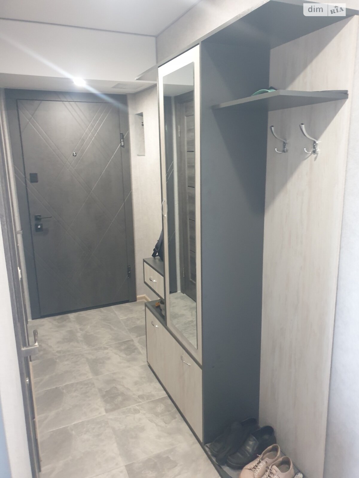 3-room apartment with Euro renovation near Demeyivska metro
