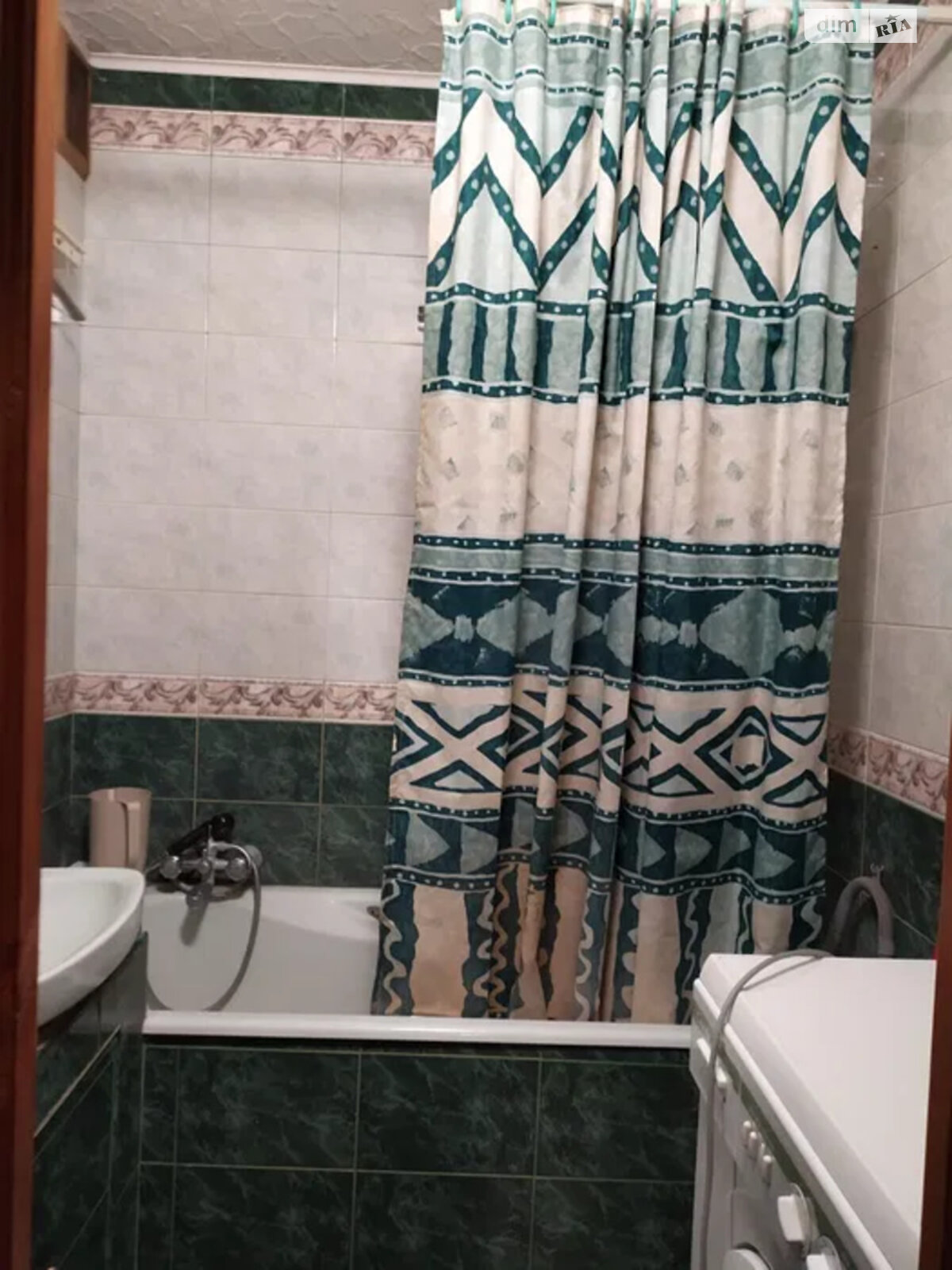 1-Bedroom Apartment on Tetiana Yablonska Street