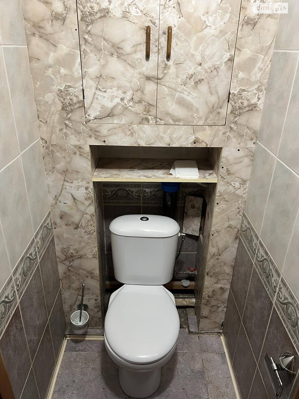 2-Room Apartment on Obolon Embankment with Dnipro River View
