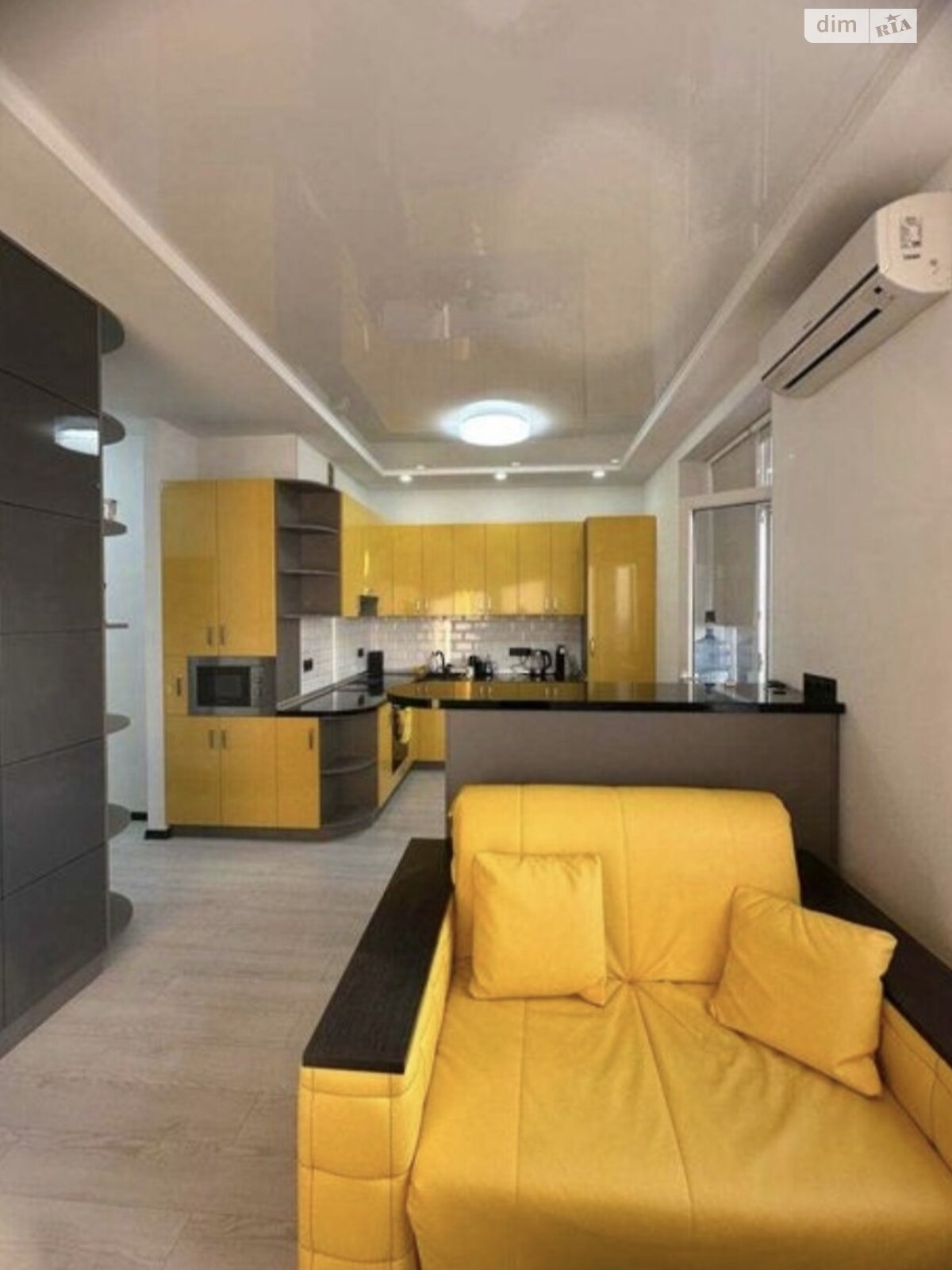 Spacious 1-bedroom apartment in Mikhailovsky Complex with full renovation