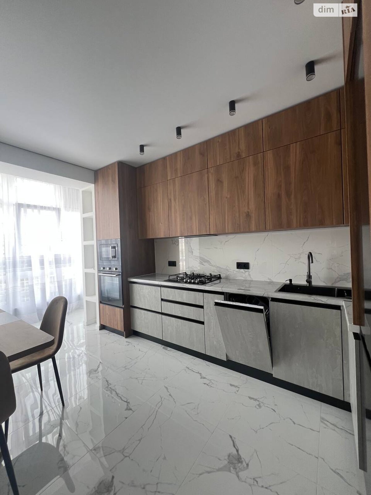 Stylish 2-Room Apartment in Gorodok Central Complex