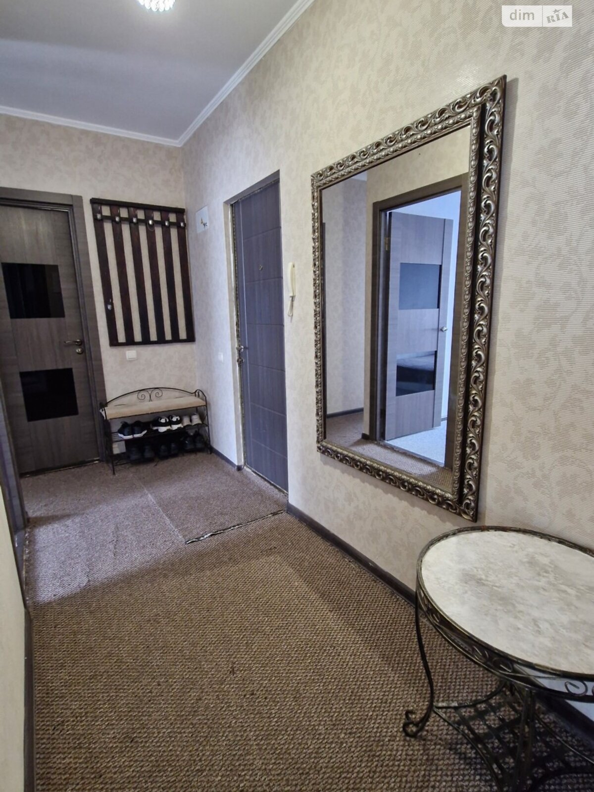 Cozy 2-room apartment in Santa Barbara area with good condition and modern amenities