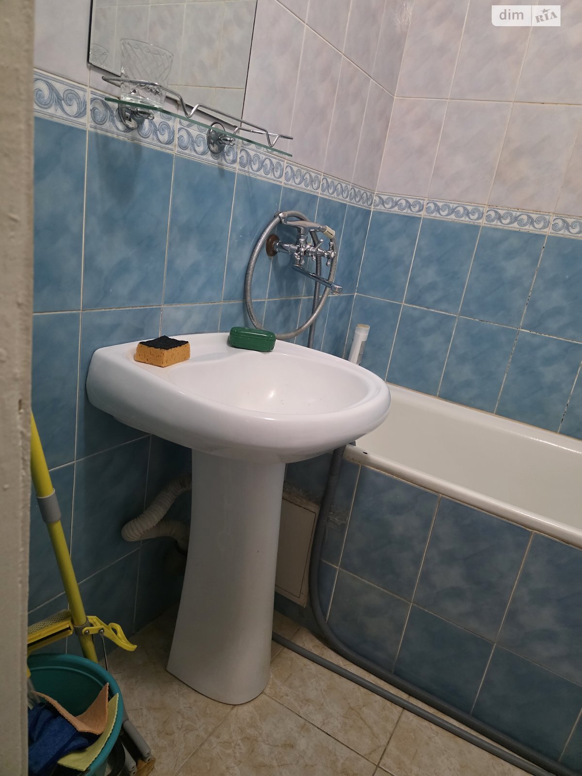 2-Room Apartment on Polovetska Street, 4/9 Floor
