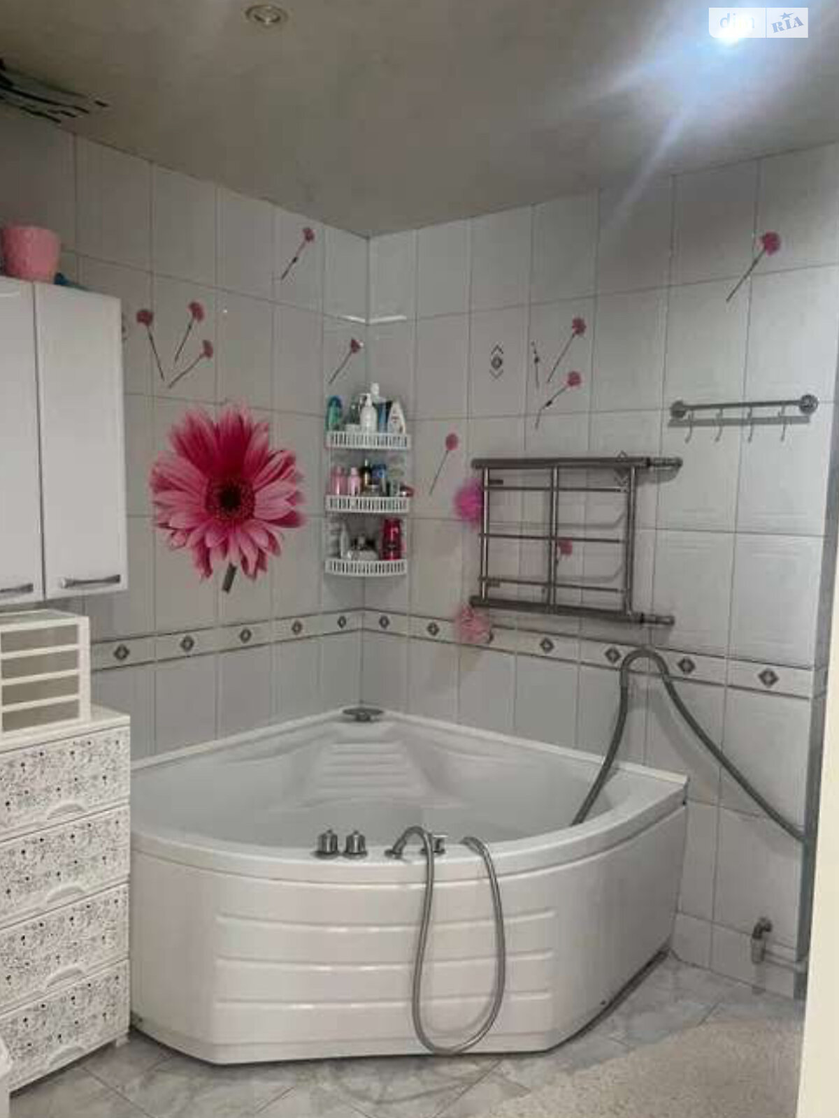 Cozy apartment near Scientific Avenue metro, fully equipped