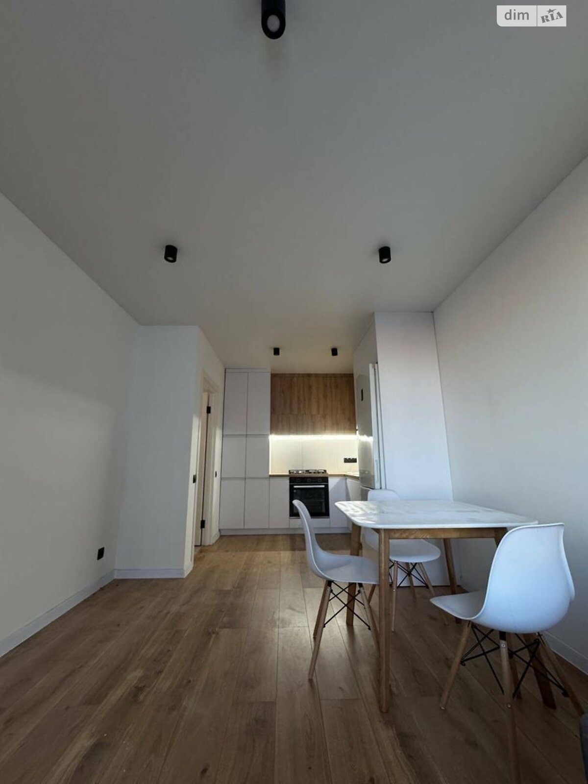 1-Bedroom Apartment with Studio Kitchen in Greenville Park