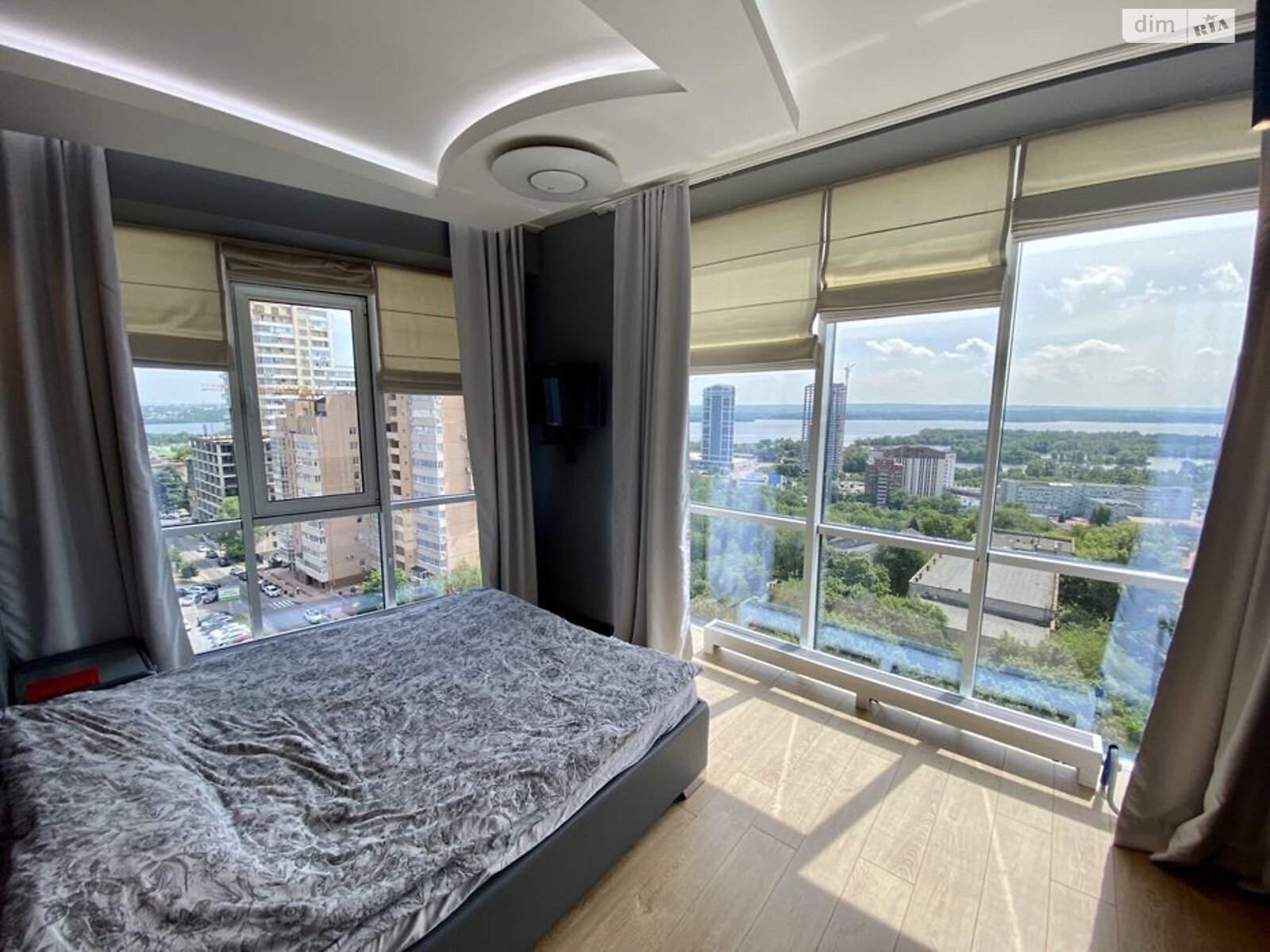 2-Bedroom Business-Class Apartment in Panorama Complex
