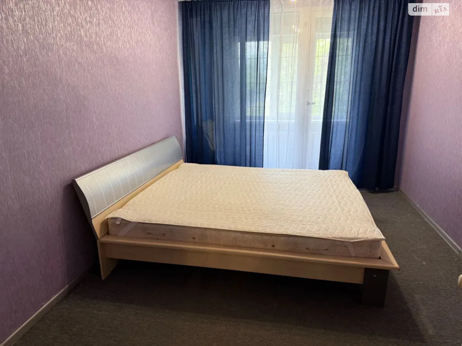 3-Room Apartment at Pobeda 6, Bulvar Slavy - Convenient Location