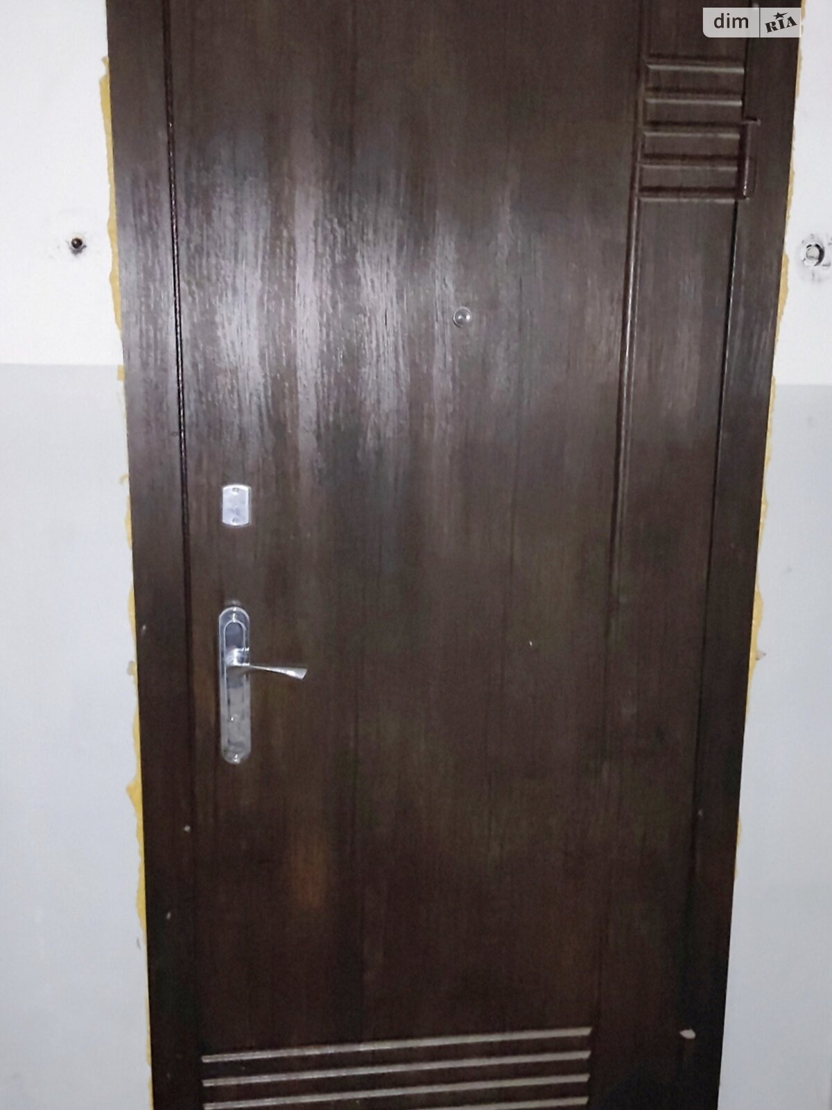 Comfortable 2-Room Apartment in Dnipro, Sunny Embankment Area