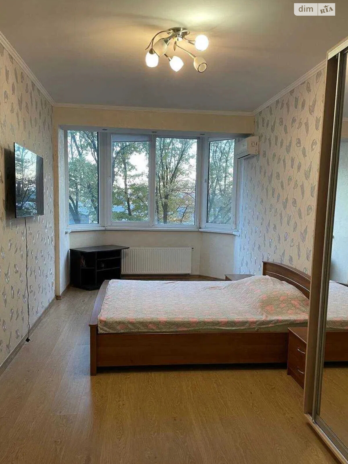 Spacious One-Bedroom Apartment in Pražský Complex