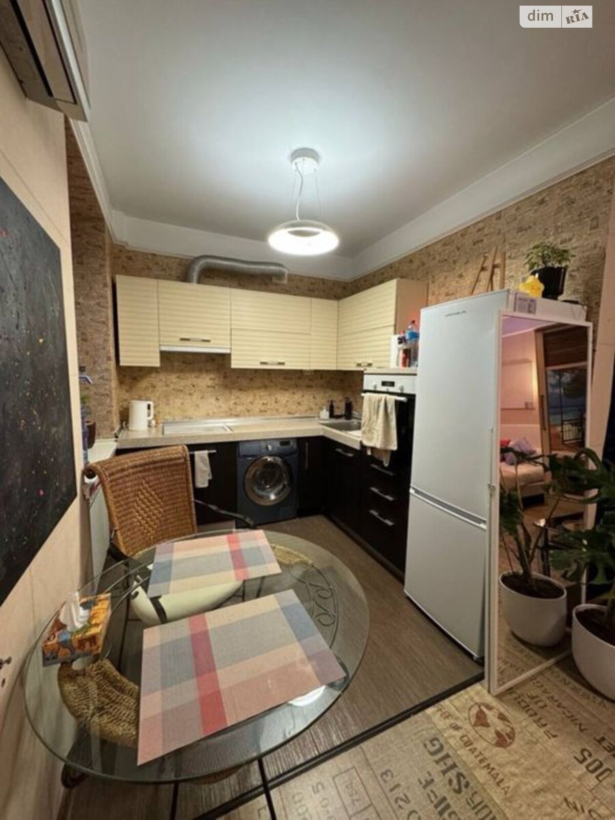 Cozy 1-bedroom apartment in comfortable and safe building