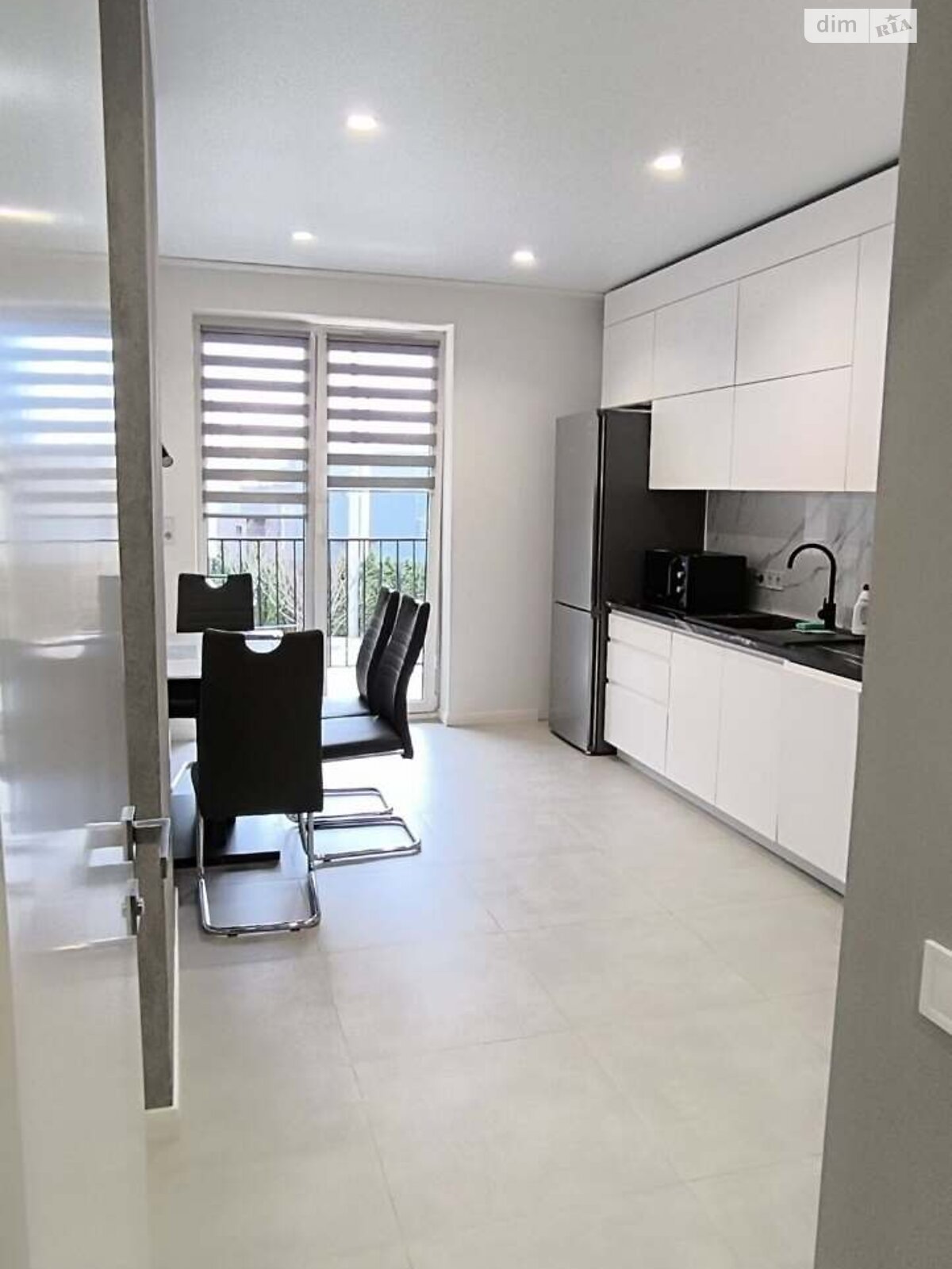 2-Bedroom Apartment in Barcelona Complex, Zamarstynovska Street