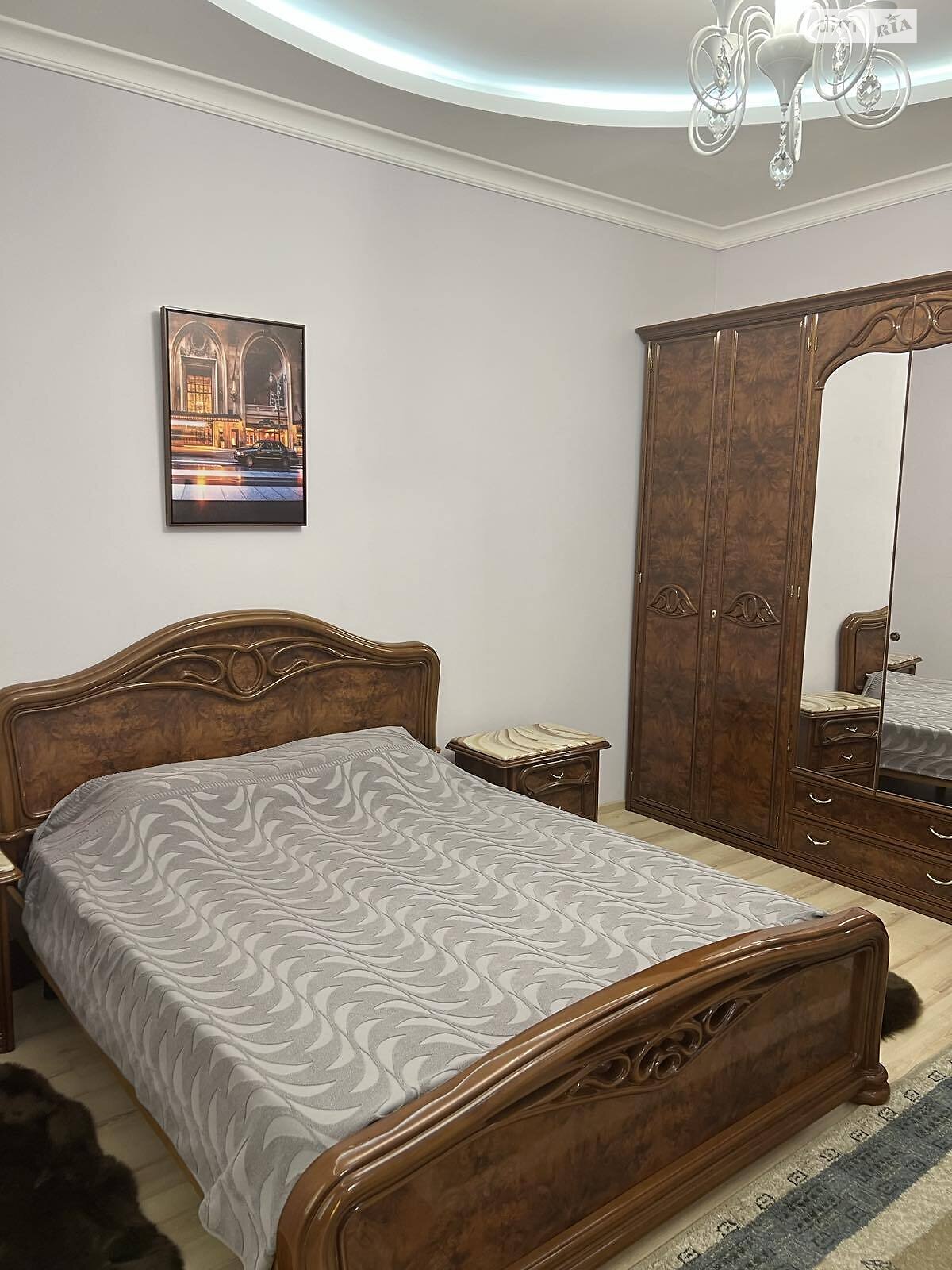 3-Bedroom Duplex Apartment on Sofievskaya Street