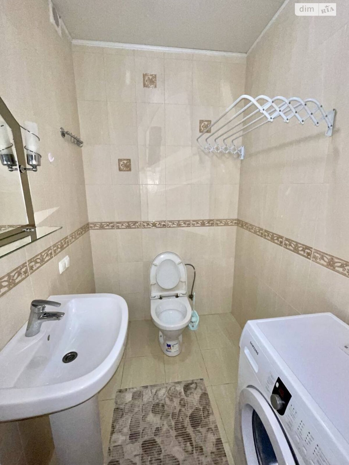 Plaza Park маңындағы заманауи ыңғайлары бар 1 бөлмелі пәтер