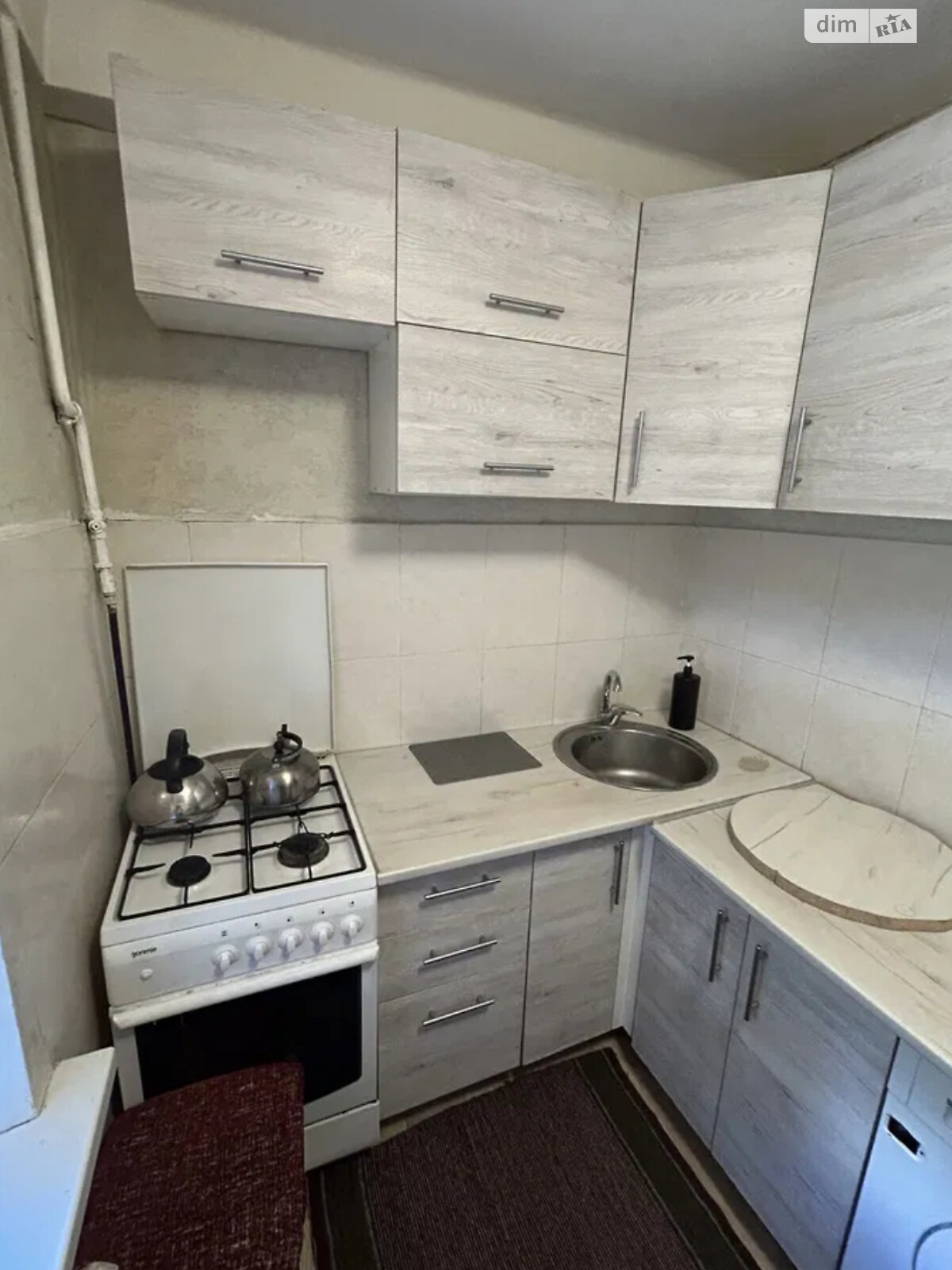 One-bedroom apartment near Yunost Market, Milyutenko 22