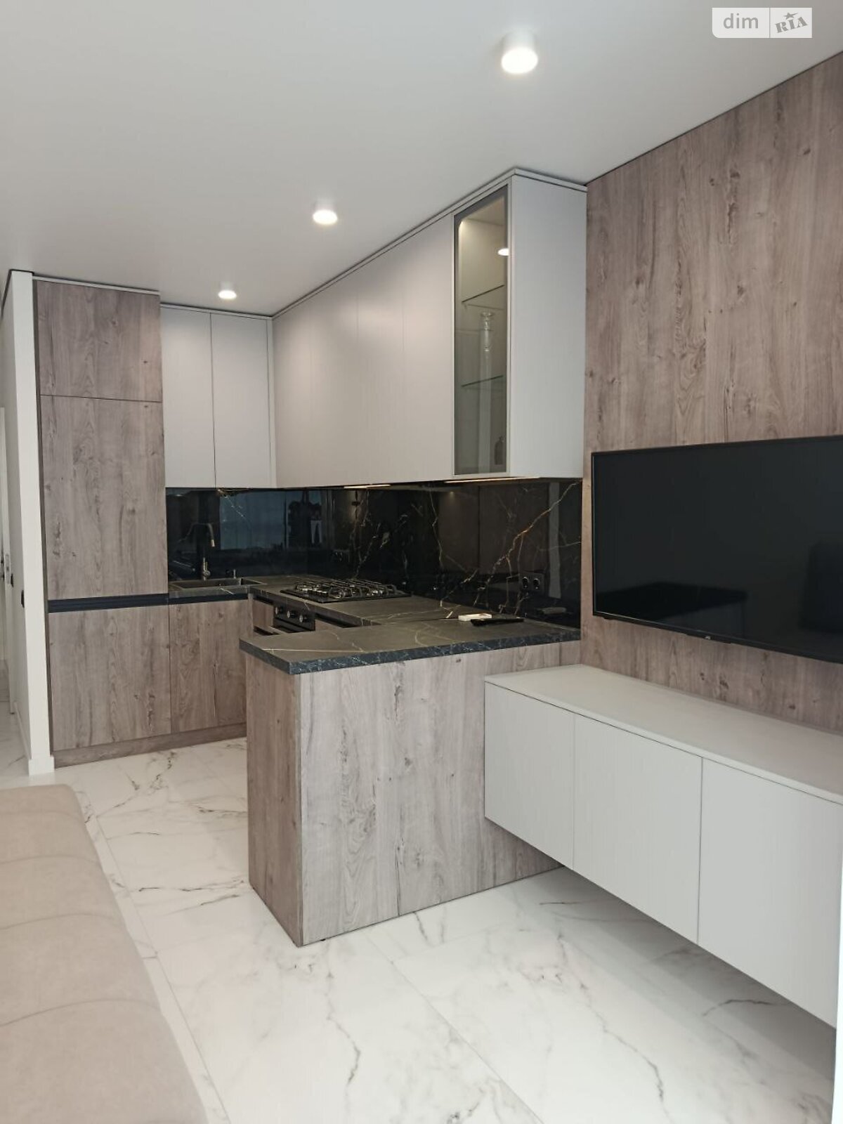Fully Furnished Apartment in Happy Complex