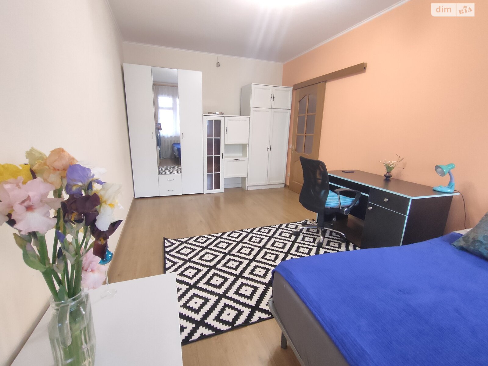 1-Room Apartment near Poznyaki Metro, Fresh Renovation