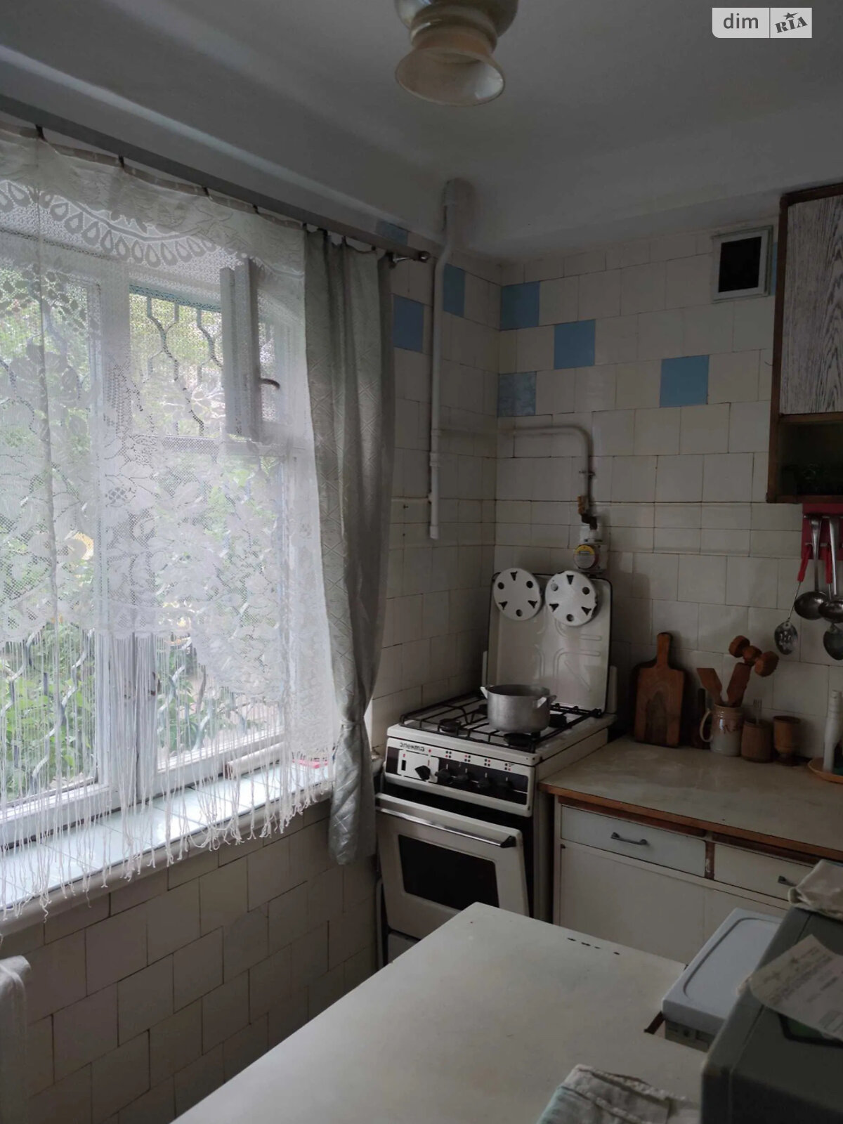 3-Room Apartment near Beresteiska and Dorohozhychi Metro Stations