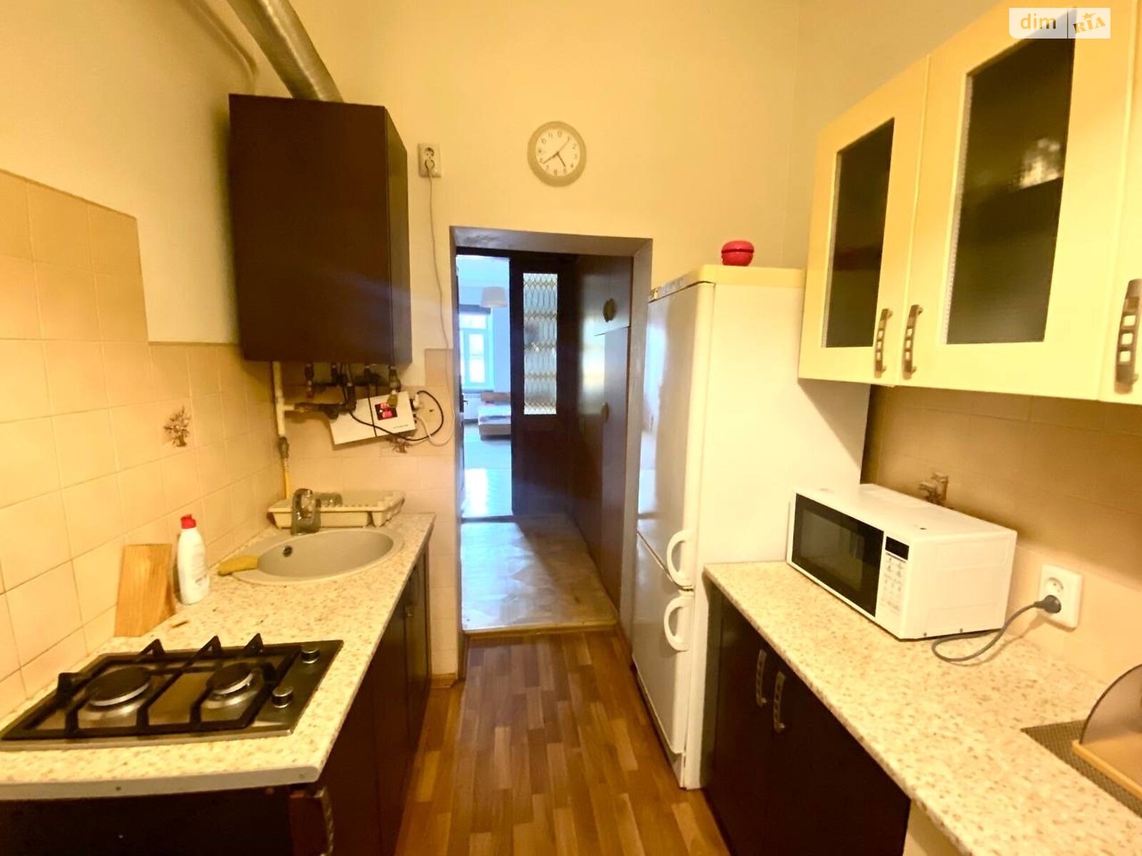 Cozy 1-bedroom apartment in city center near Danilo Halytsky Square